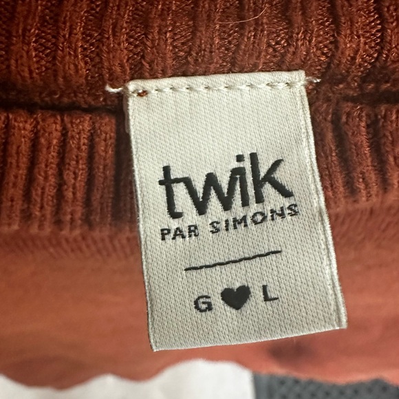 Twik Puff Sleeve Cropped Mock Neck Sweater - Picture 2 of 4